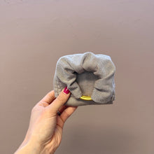 Charger l'image dans la galerie, MINI Ring Sling porte poupée & doudou