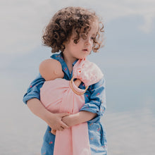 Charger l'image dans la galerie, MINI Ring Sling porte poupée & doudou