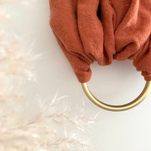 Charger l'image dans la galerie, Ring Sling en Lin Terracotta