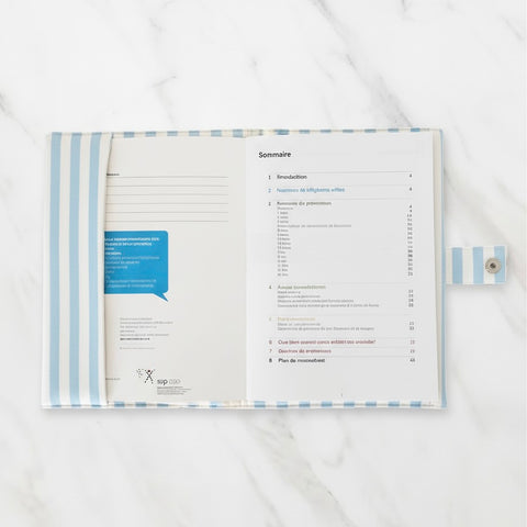 Le Protège carnet de santé