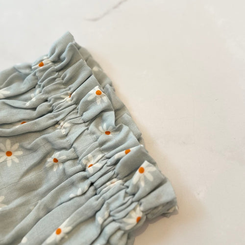 Le Bloomer Joli Nous est un accessoire incontournable, pratique et confortable marguerites bleues 