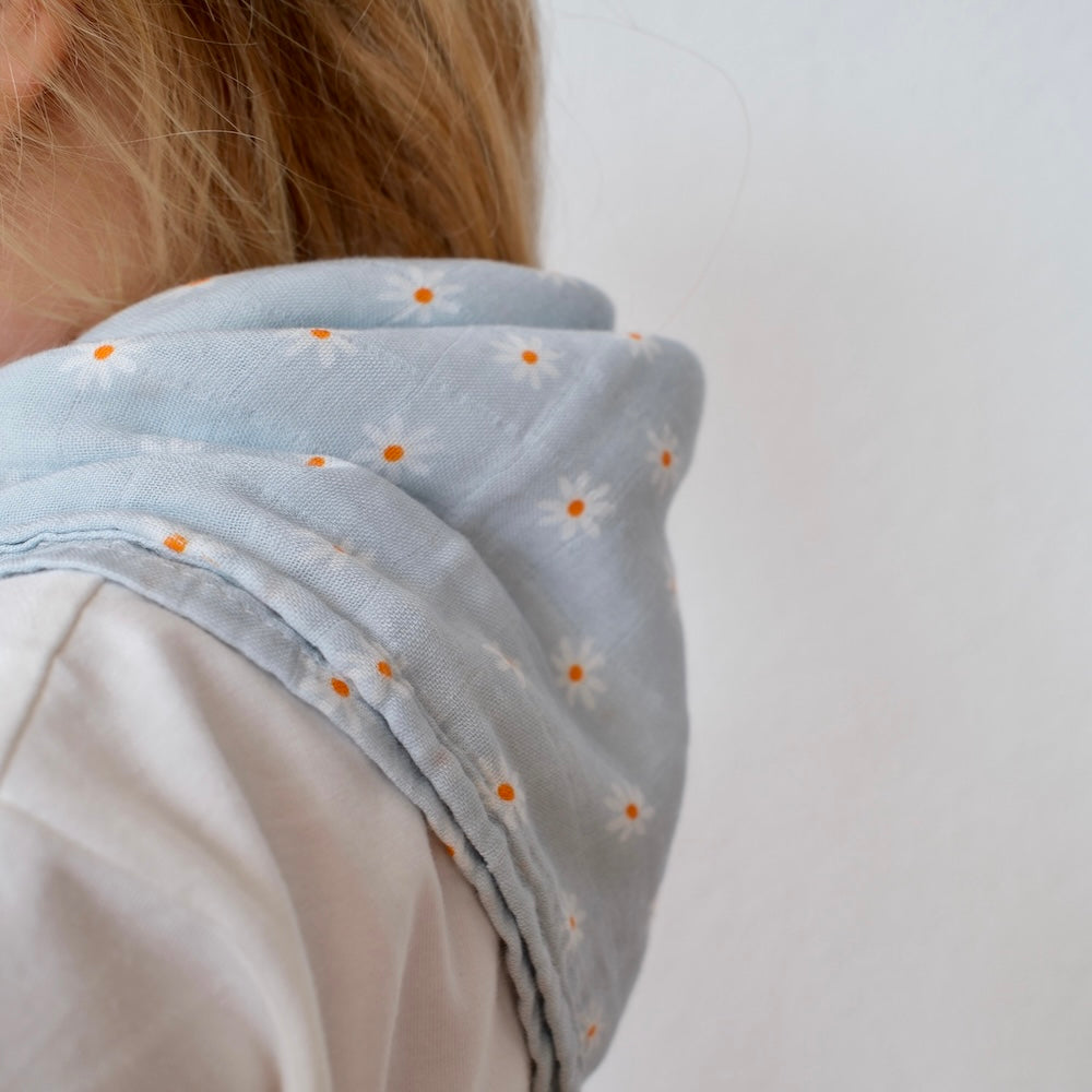 Le Foulard marguerites