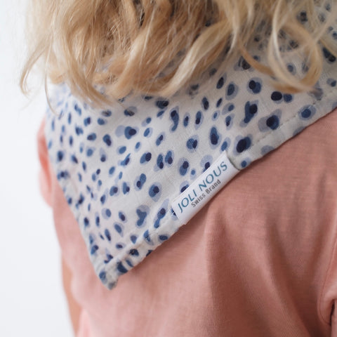 Le Foulard