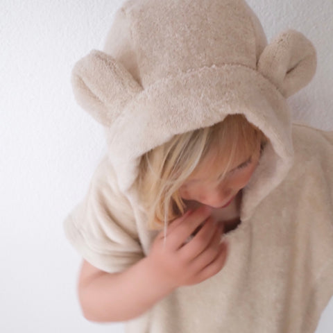poncho enfant 1-4 ans crème en coton certifié GOTS Joli Nous place piscine bain